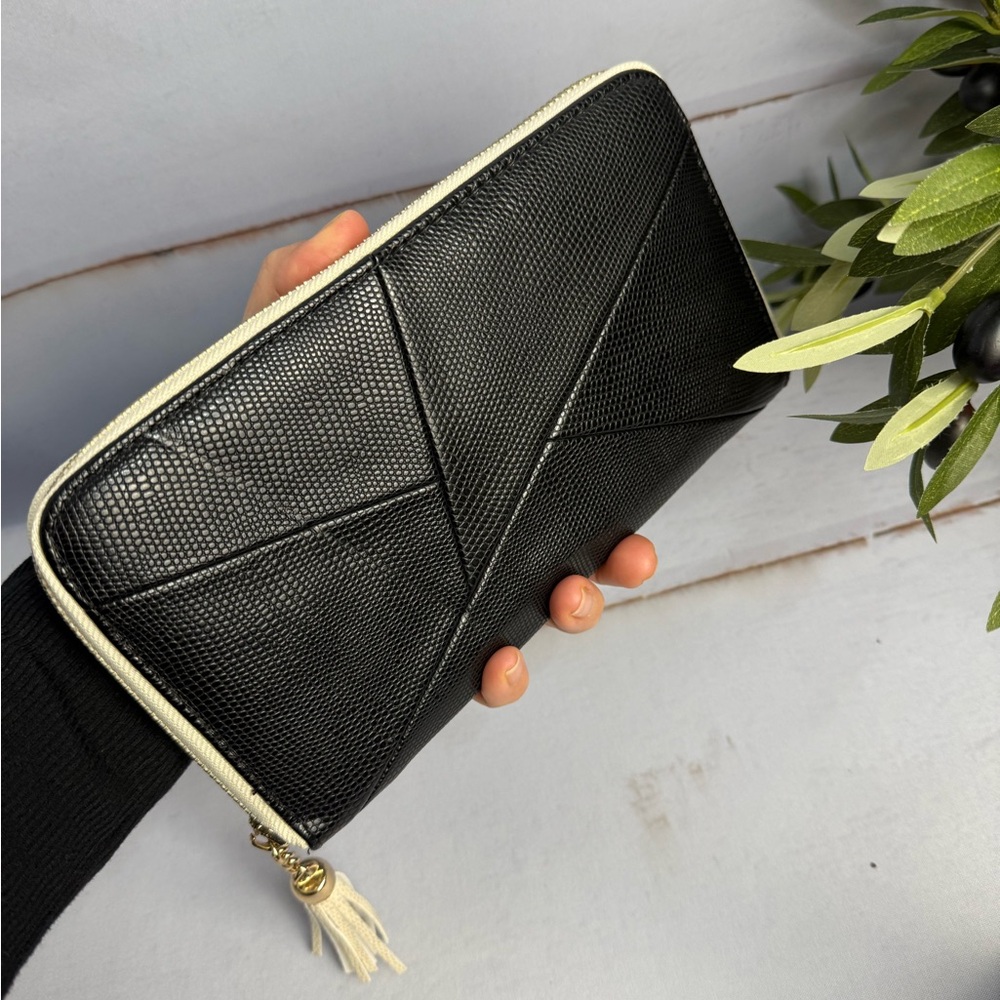 Women’s Clutch Black Handbag